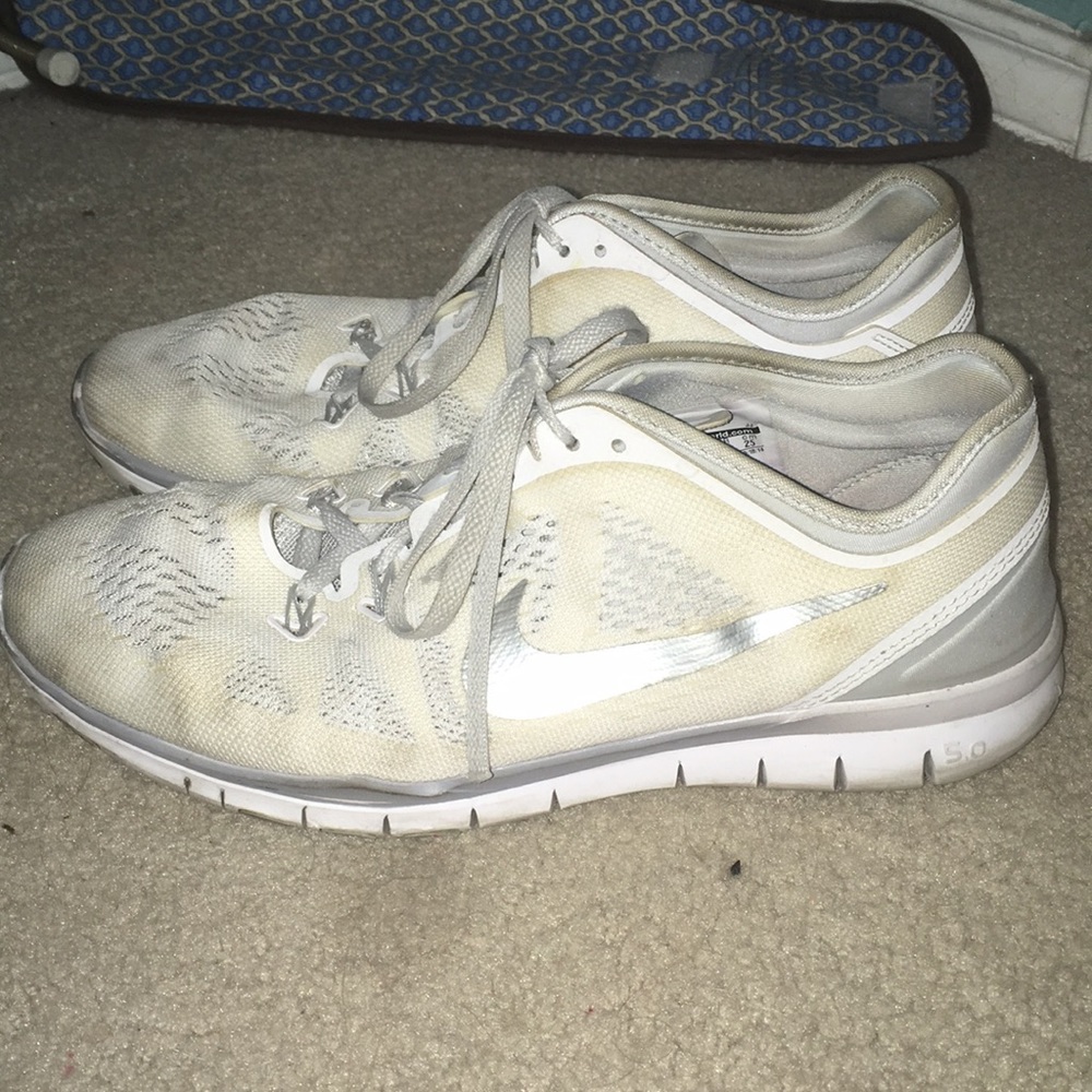 Nike Free Runs